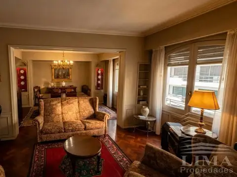 Departamento en Venta de 4 dormitorios