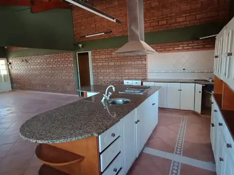 Casa en Alquiler de 3 dormitorios