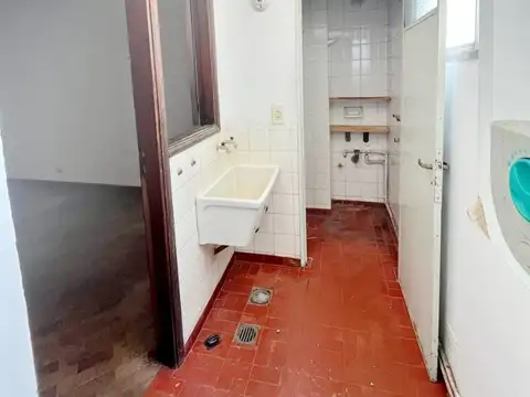 Departamento 4 ambientes con 2 baños