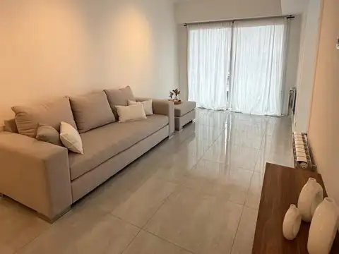 3 amb a la calle c/ balcón