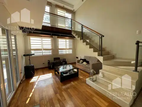 Casa en Venta en Barrio Parque Leloir, USD 340.000