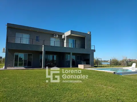 Casa en Alquiler en San Sebastián, USD 1.500