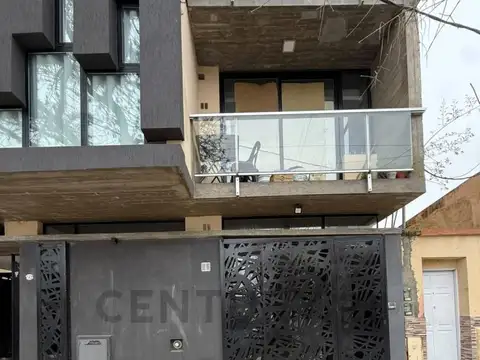 39 entre 117 y 118 PH EN ALQUILER PLANTA BAJA AL FRENTE 1 DORMITORIO CON COCHERA CUBIERTA LA PLATA