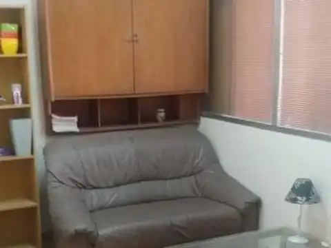 Viamonte 1300 San Nicolás Oficina U$100.000
