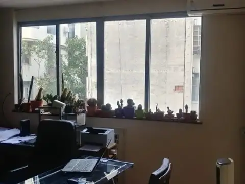 Oficina en Venta en San Nicolás, USD 100.000