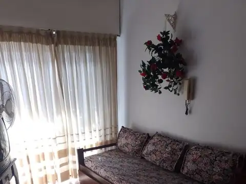 Departamento de 2 ambientes, a 2 cuadras del mar! (120472)