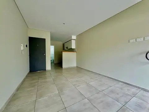 Departamento en Alquiler en Luis Agote, $ 320.000