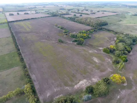 Campo en Venta con Alambrado