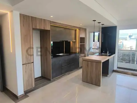 VENTA  A ESTRENAR PISO CON BALCON TANDIL