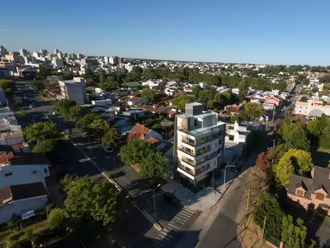 Avenida Alvear 100, Piso 0