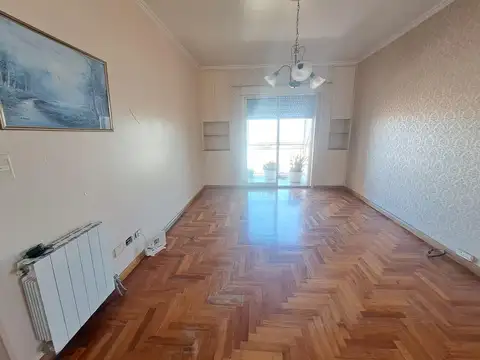 Departamento en venta c/ cochera en Villa Luro