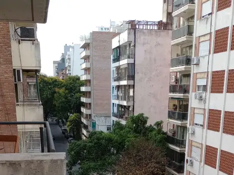 Italia 100, Piso 05