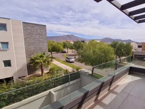 VENTA DEPARTAMENTO DALVIAN MENDOZA