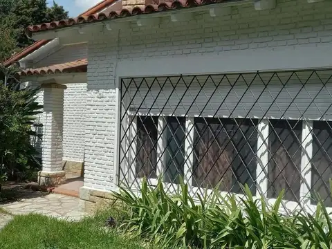Casa en Venta en Ministro Rivadavia, USD 130.000
