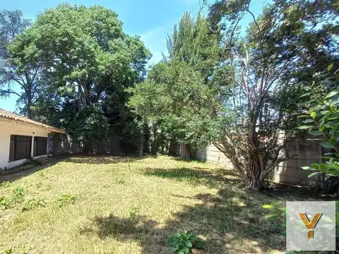Casa en venta - 4 Dormitorios 1 Baño - Ministro Rivadavia
