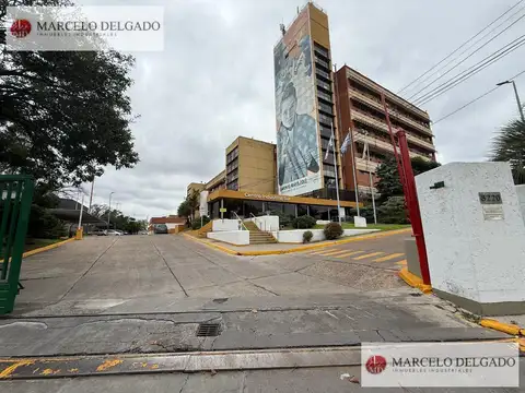 Av.Int. Francisco Rabanal  al 3300
