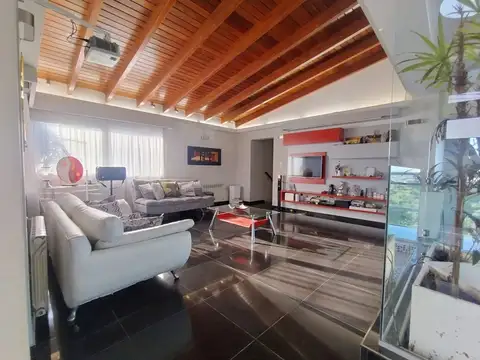 Casa en Venta en Villa Warcalde, USD 450.000