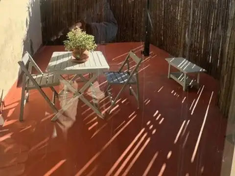 Amplio ambiente equipado con extraordinaria terraza