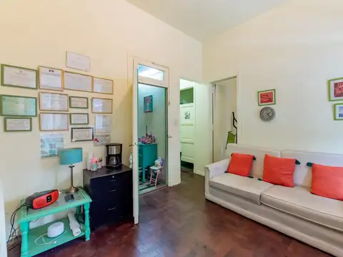Venta. A REFACCIONAR. PH Tipo Casa. Entrada independiente. Terraza. Sin Expensas. Caballito.