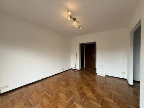 Avenida Del Libertador 8400, Piso 5
