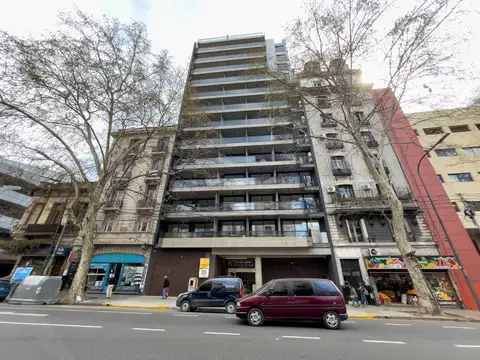 Av. Rivadavia  al 3200