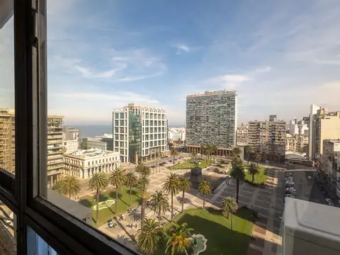 Venta de 7 oficinas en ciudad vieja con garage