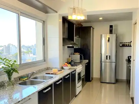 Departamento 6 ambientes con 2 baños