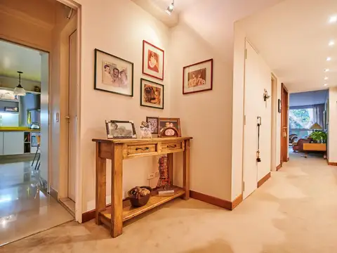 Departamento en Venta con 2 cocheras