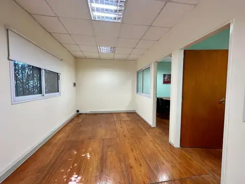 Oficinas en venta en pleno centro de Escobar   ID 5083