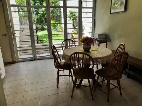 Depto Tipo Casa en Venta con 3 cocheras