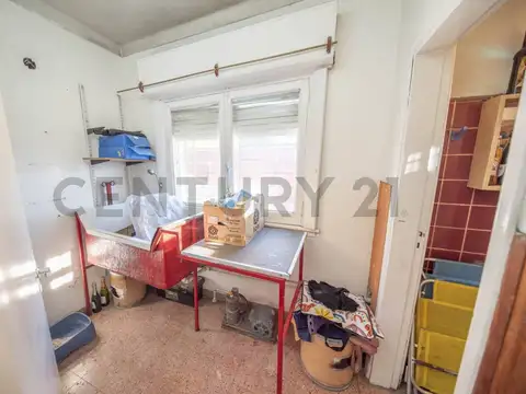 VENTA CASA 5 AMBIENTES EN JOSE C PAZ