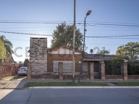VENTA CASA 5 AMBIENTES EN JOSE C PAZ