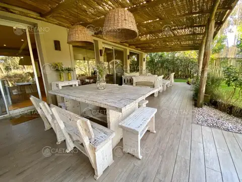 Casa en Venta en Rincón del Indio, USD 790.000