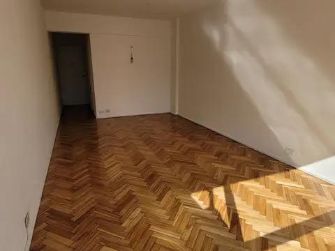 Departamento en Alquiler en Acassuso Vias  /  Santa Fe, $ 650.000