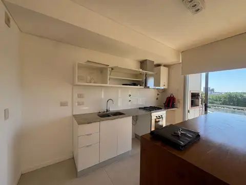 Departamento en Alquiler con 2 cocheras