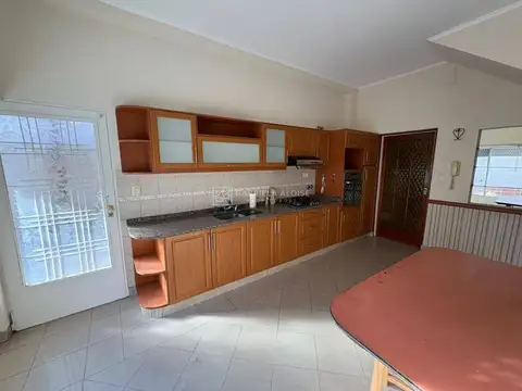 Depto Tipo Casa en Alquiler al Noreste