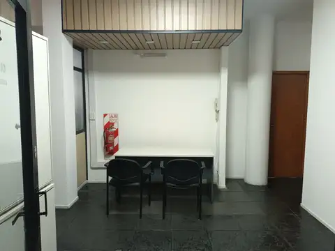 Oficina en Venta 66 años