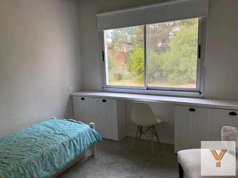 Casa en venta - 4 Dormitorios 3 Baños - 1000Mts2 - Costa Esmeralda