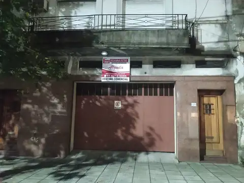 Deposito y oficinas a metros de Gral. Paz