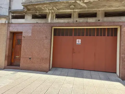 C. M. Cuenca (Calle Nro.99) 300