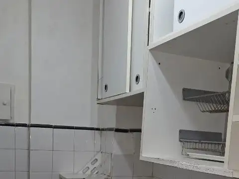Mansilla 2400, Piso 2