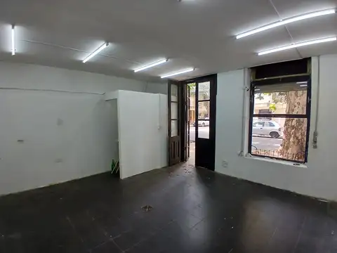 Local comercial en Barrio Lourdes