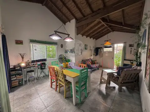 CASA EN VENTA EN PINAMAR - DEL CAZON 1870