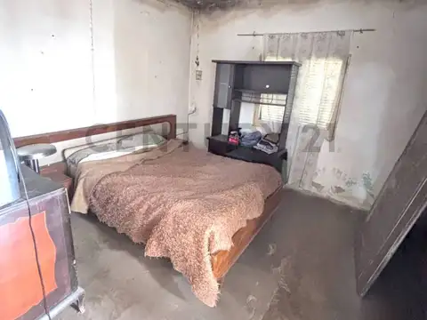 Entre Rios 500, Piso 0