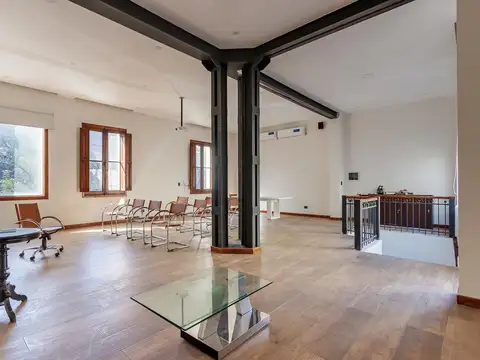 Depto Tipo Casa Monoambiente con 3 baños