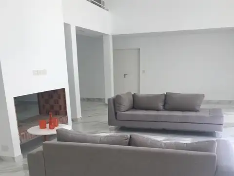 Casa en Venta en Ezeiza, USD 1.299.000