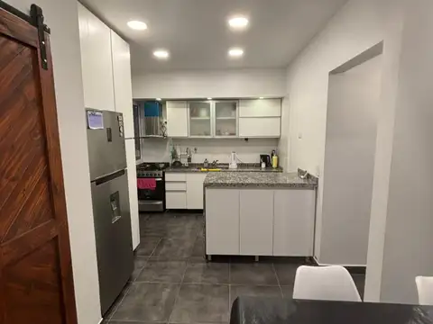 Depto Tipo Casa en Venta 46 años
