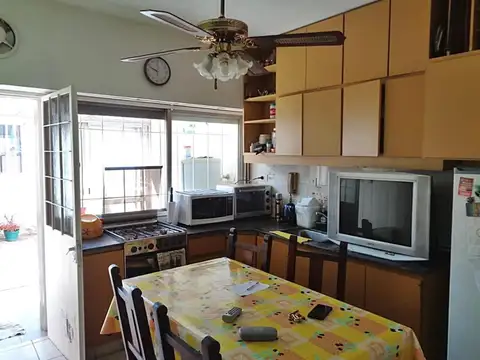 Casa en Venta en Villa Adelina, USD 140.000