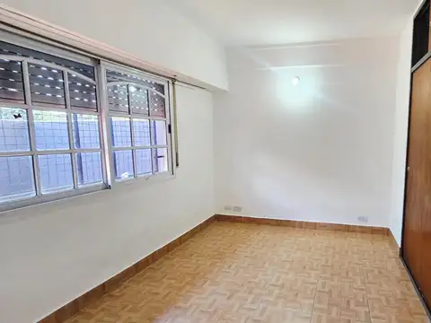 Departamento en Alquiler en Lomas del Mirador, $ 500.000