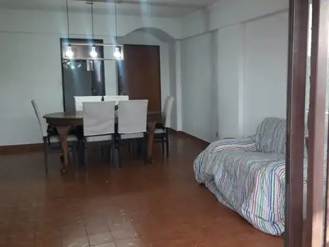 Departamento en Venta en Monte Grande, USD 140.000